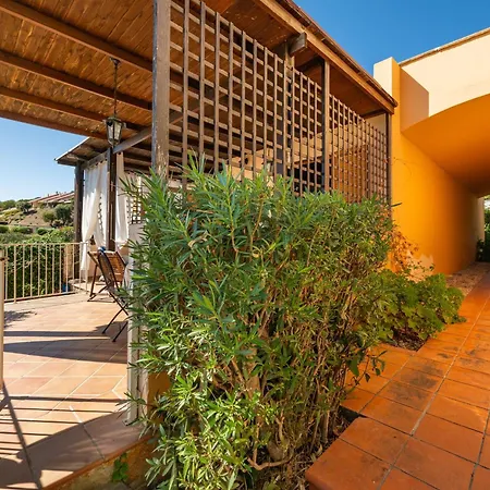 Villino Iris 8 Golf Holiday home Is Molas